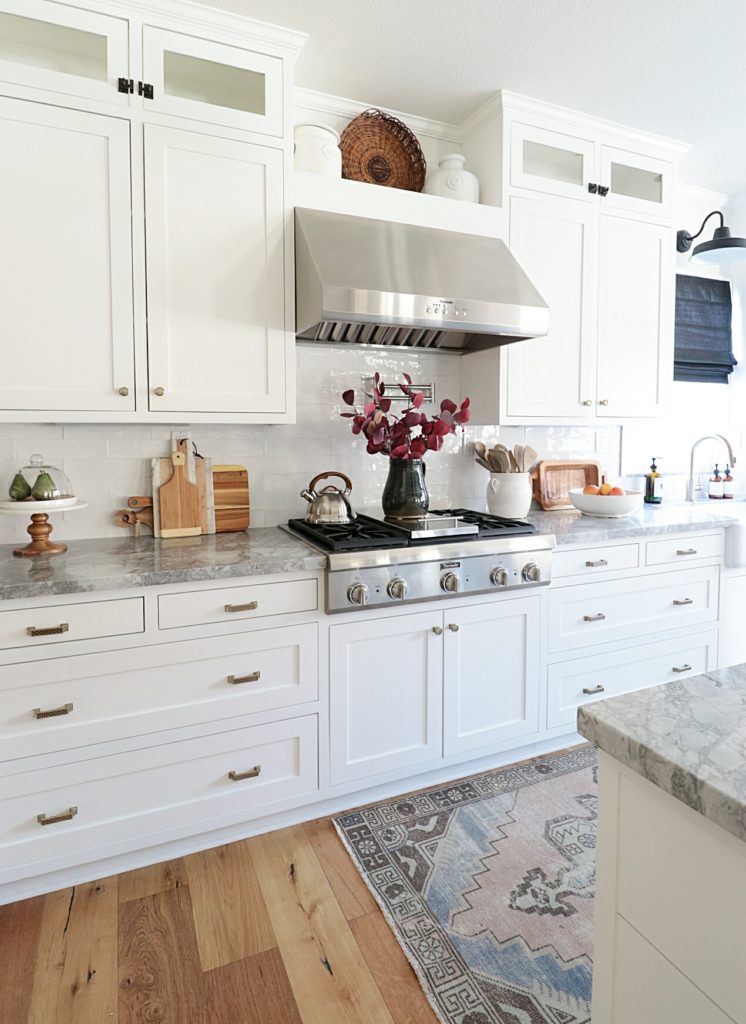 Does Floor and Decor Install Kitchen Backsplash? Essential Tips for Installation
